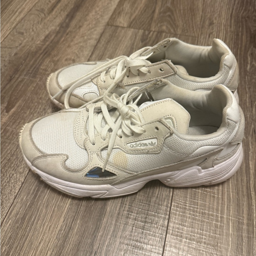 Size 8 - adidas Falcon Grey Ecru Tint - Picture 4 of 5